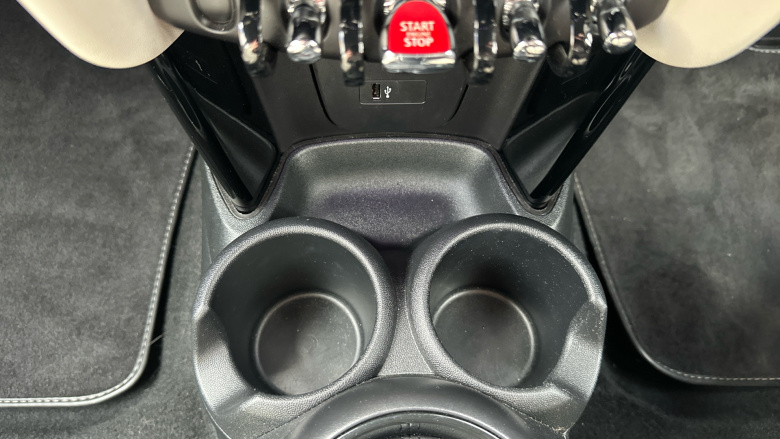 MINI Hatchback 1.5 Cooper Exclusive Premium 3dr Auto Petrol Hatchback